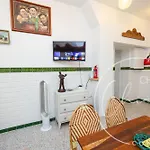 Retro Bistro Escape Authentic & Cozy * パリ