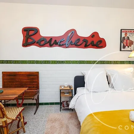 Retro Bistro Escape Authentic & Cozy Lägenhet