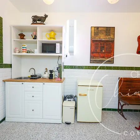 Appartamento Retro Bistro Escape Authentic & Cozy